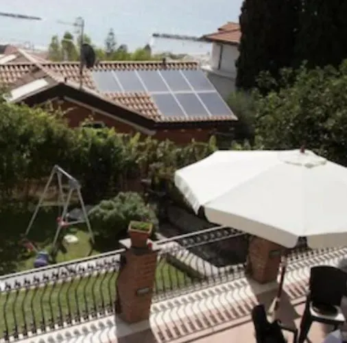 Dolcevita Πανσιόν *